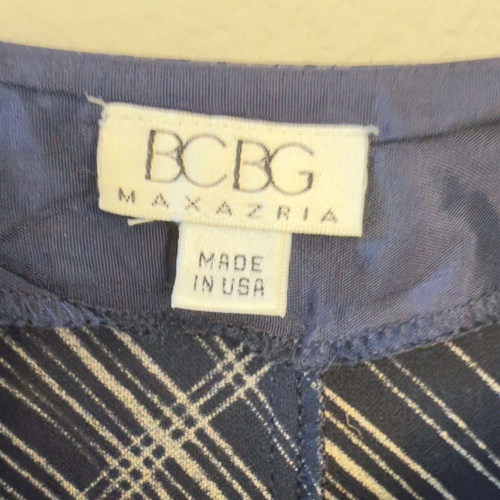 Vintage 90s/Y2K BCBGmaxazria Long Skirt - Fits Like Size 0, Elegant & Timeless